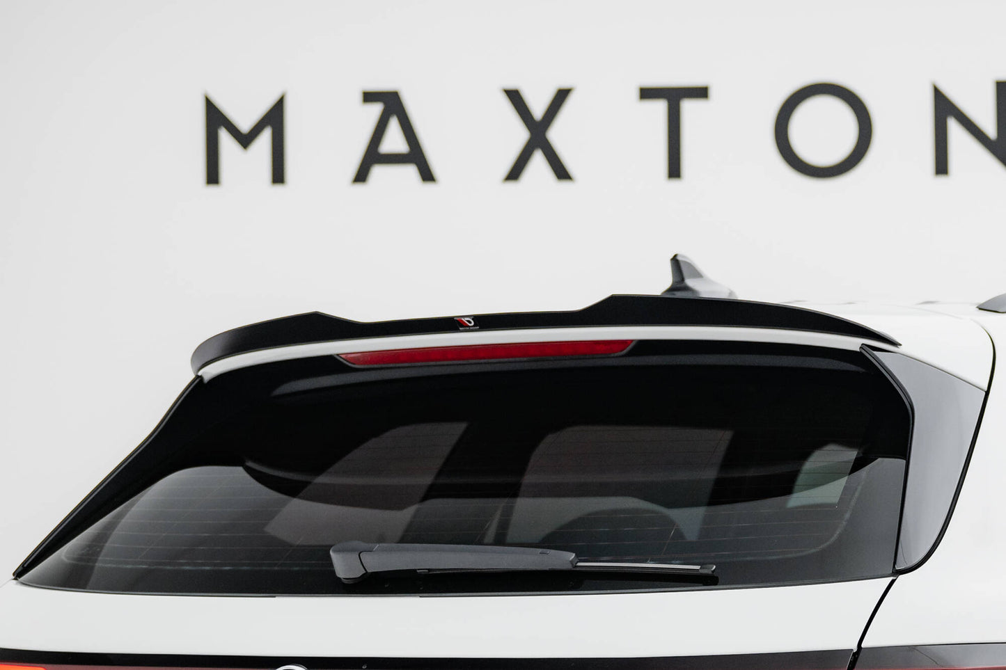 Spoiler cap Volkswagen Passat B9