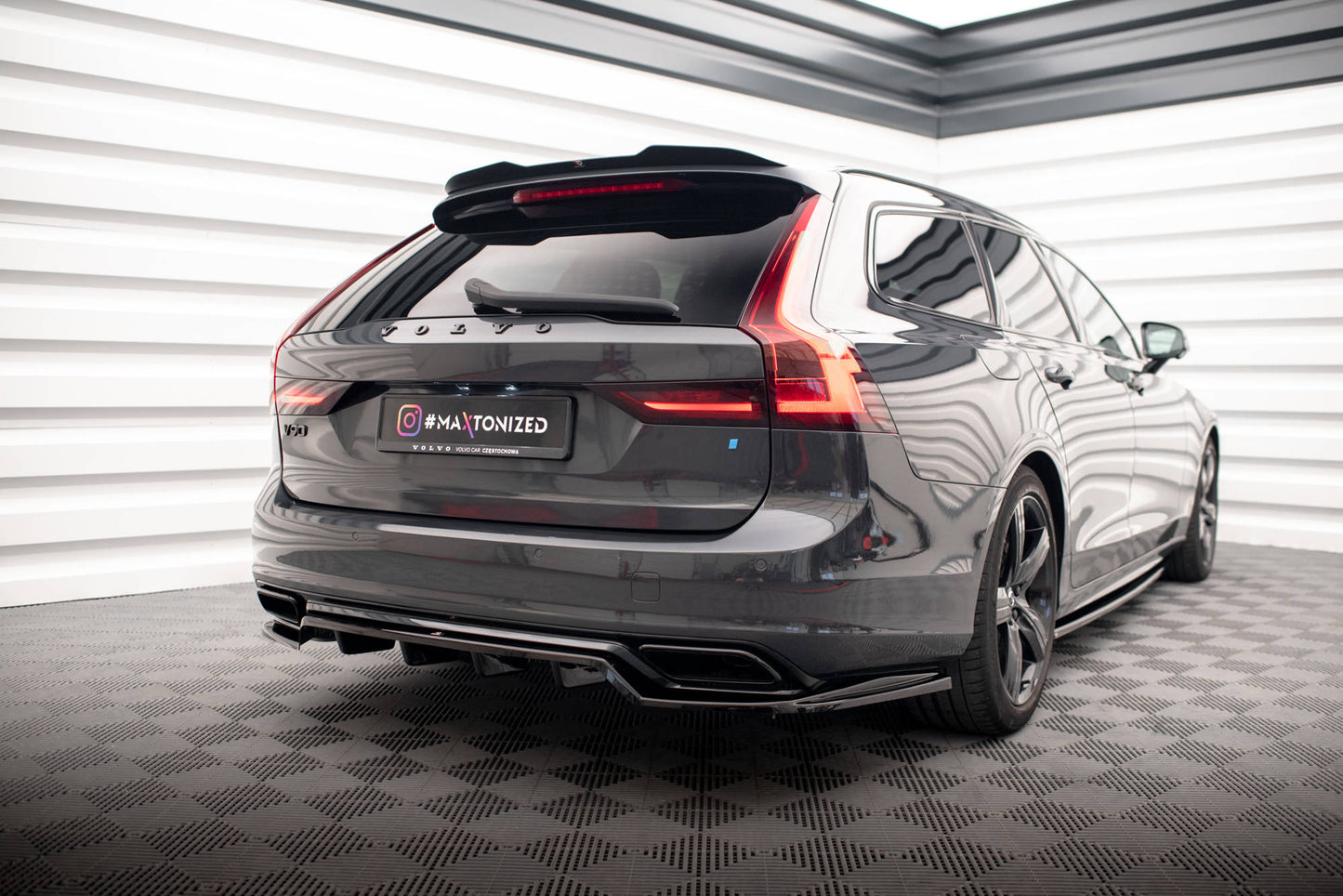 Spoiler cap Volvo V90 R-Design Mk2