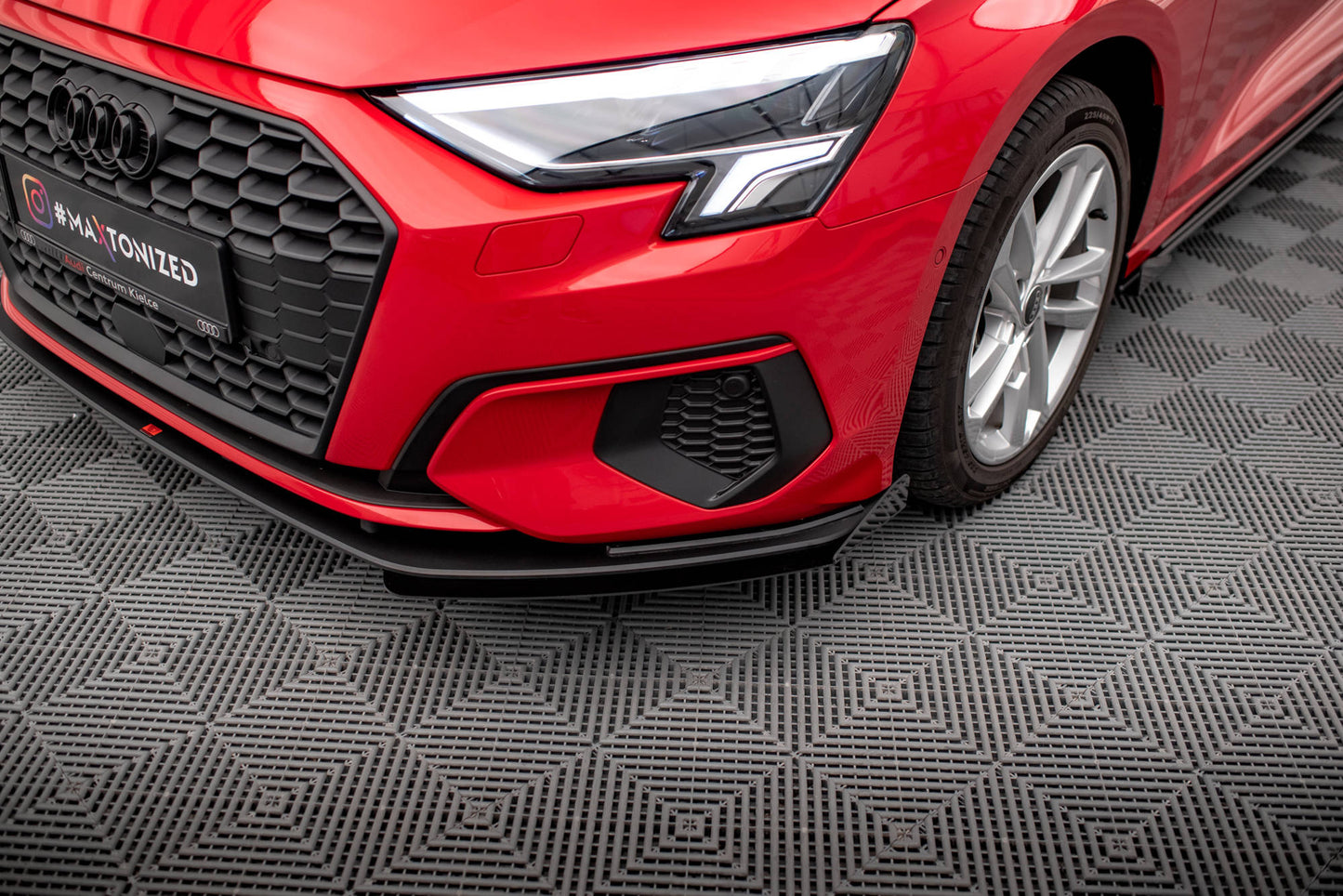 Forreste splitter Street Pro + Flaps Audi A3 8Y