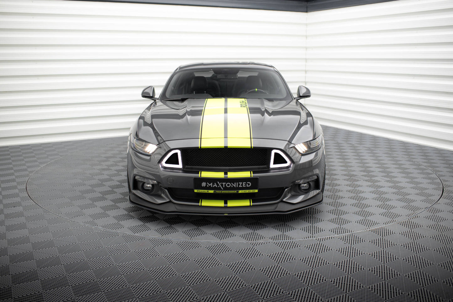 Forreste splitter Street Pro Ford Mustang GT Mk6