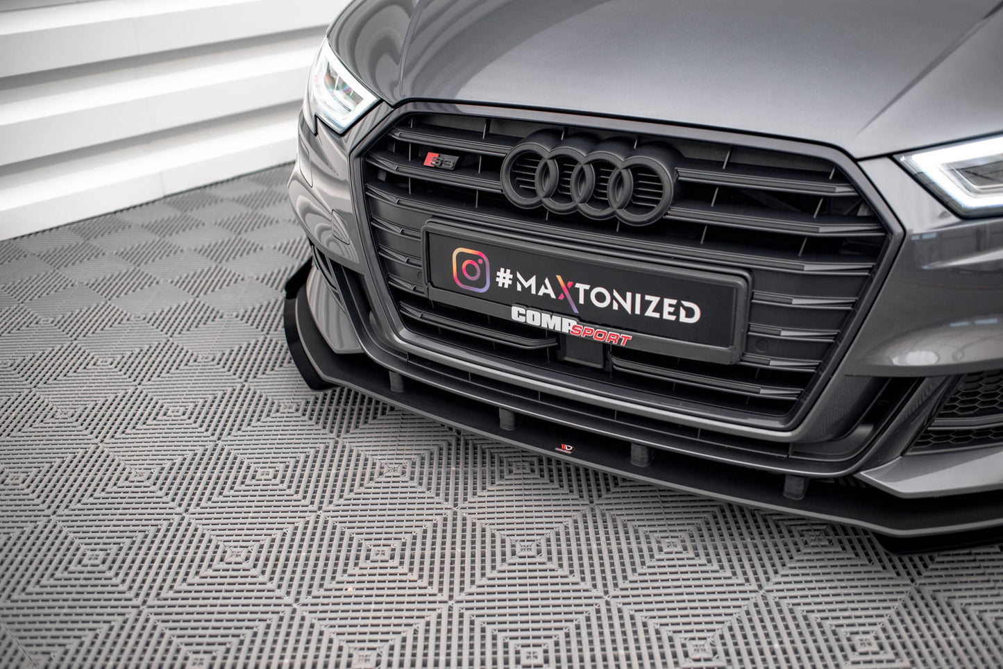 Forreste splitter Street Pro V.1 + Flaps Audi S3 / A3 S-Line Sportback 8V Facelift