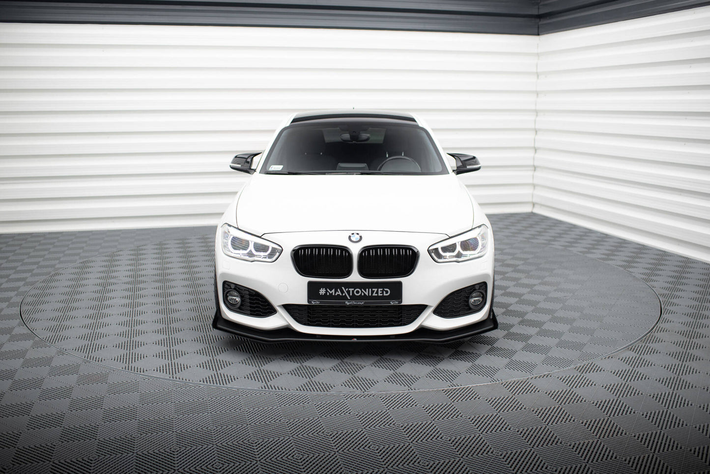 Forreste splitter Street Pro V.3 + Flaps til BMW 1 F20 M-Pack Facelift / M140i