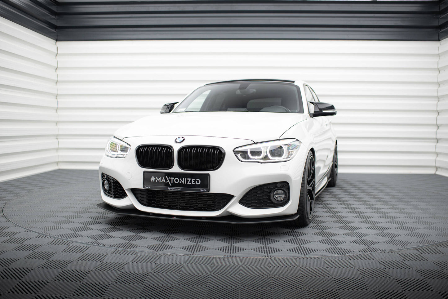 Forreste splitter Street Pro V.3 til BMW 1 F20 M-Pack Facelift / M140i