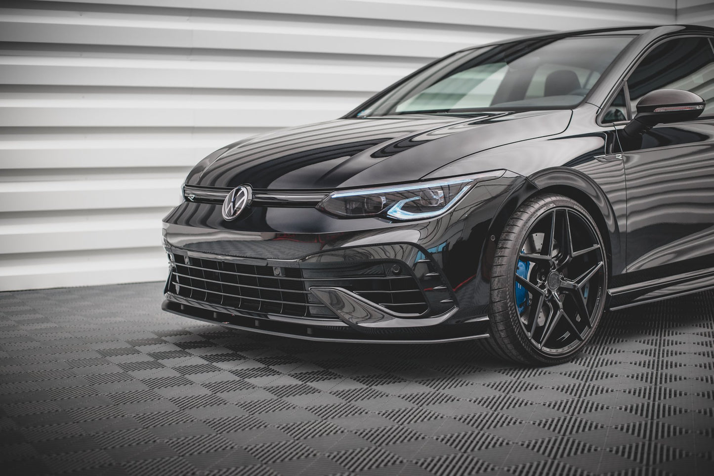 Forreste splitter Street Pro Volkswagen Golf R Mk8
