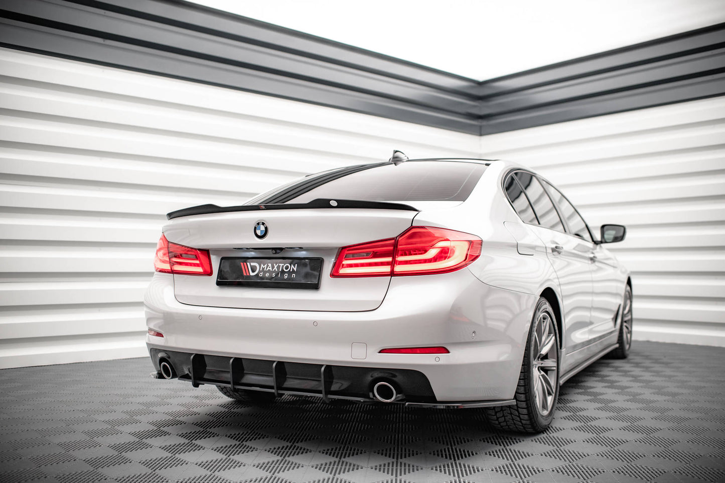 Bagerste diffuser Street Pro BMW 5 Sedan G30