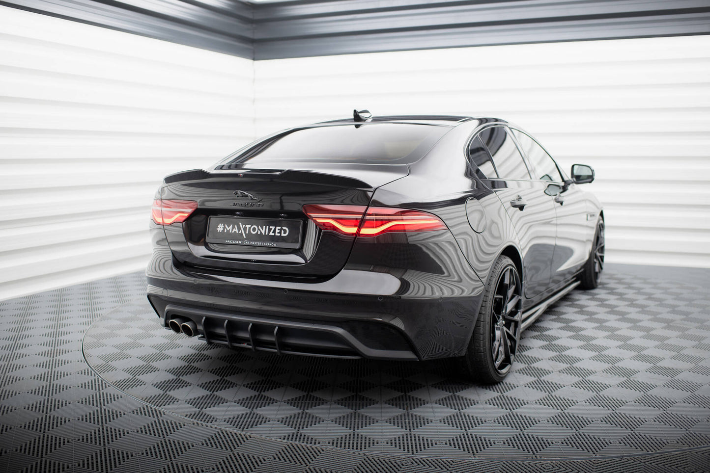 Bagerste diffuser Street Pro Jaguar XE X760 Facelift