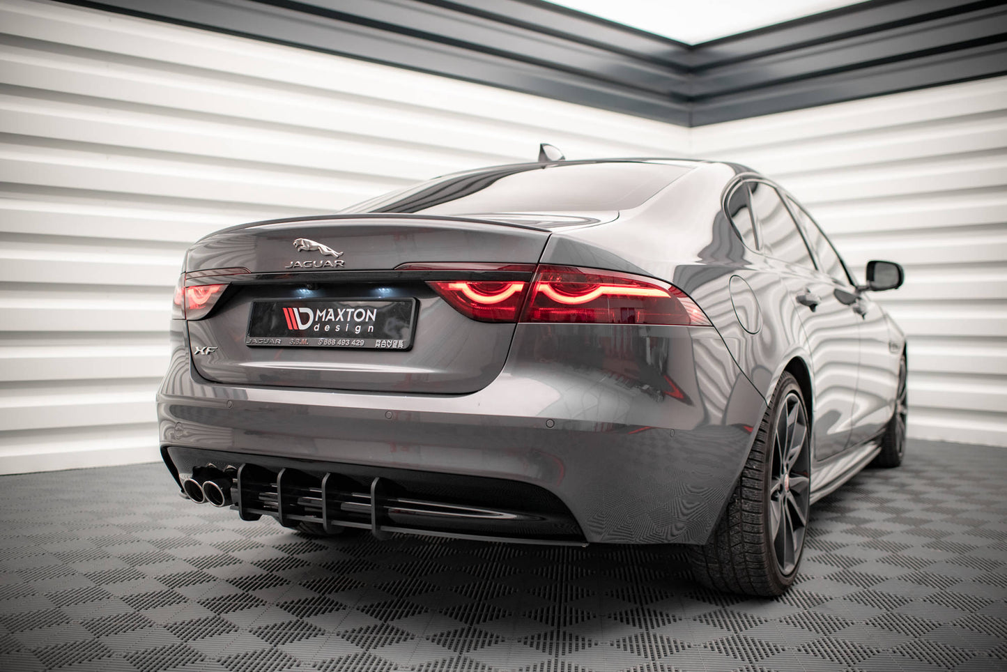 Bagerste diffuser Street Pro Jaguar XF R-Sport Mk2