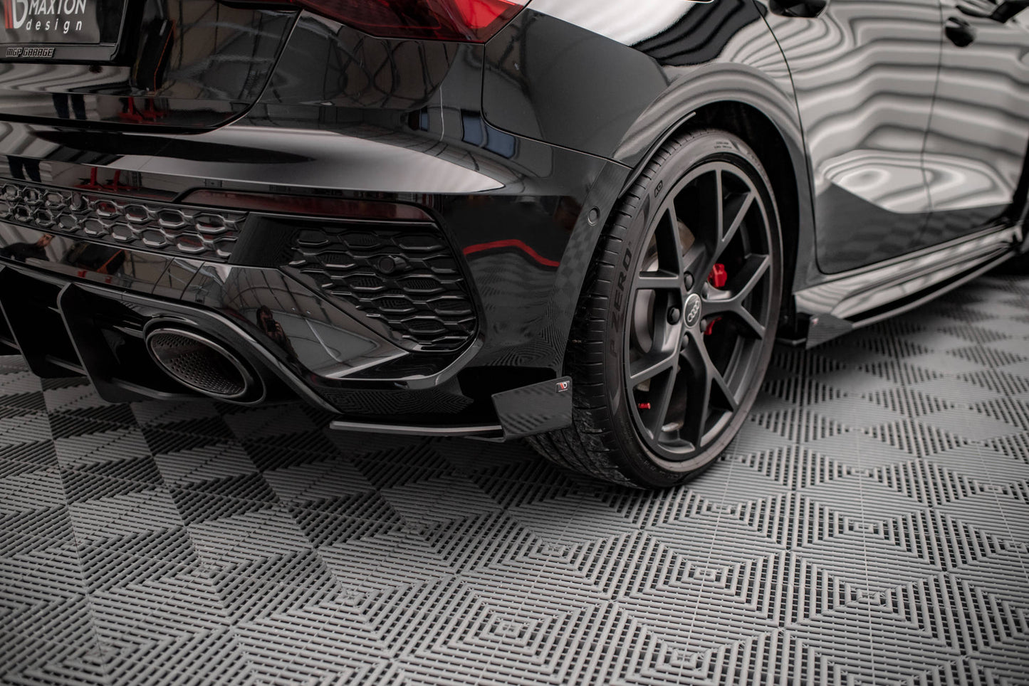 Bagerste sidesplitter Street Pro + Flaps Audi RS3 Sportback 8Y