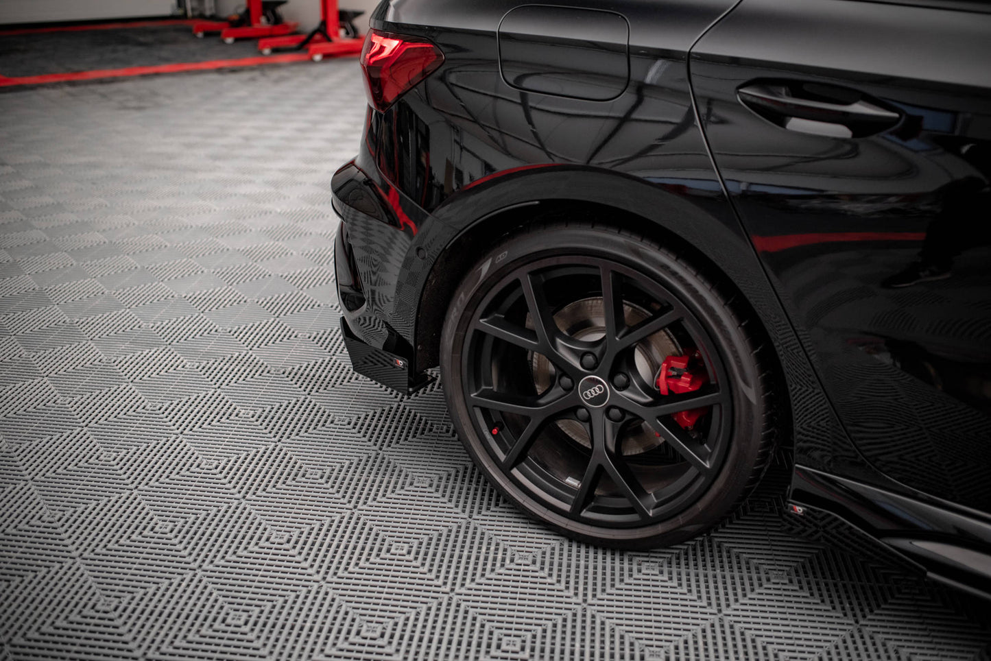 Bagerste sidesplitter Street Pro + Flaps Audi RS3 Sportback 8Y