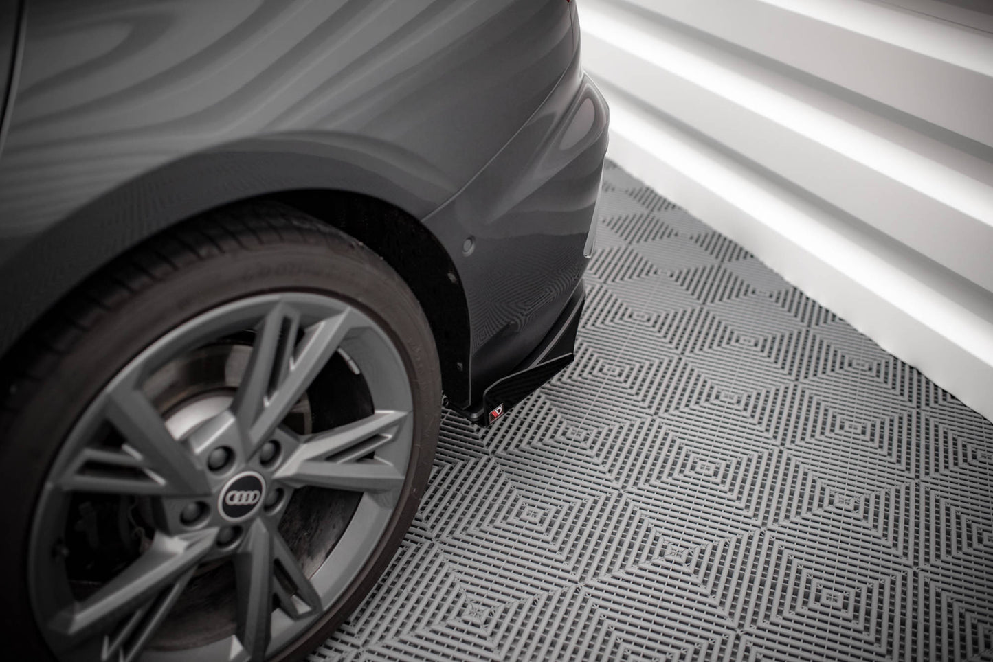 Bagerste sidesplitter Street Pro + Flaps Audi S3 Sedan 8Y