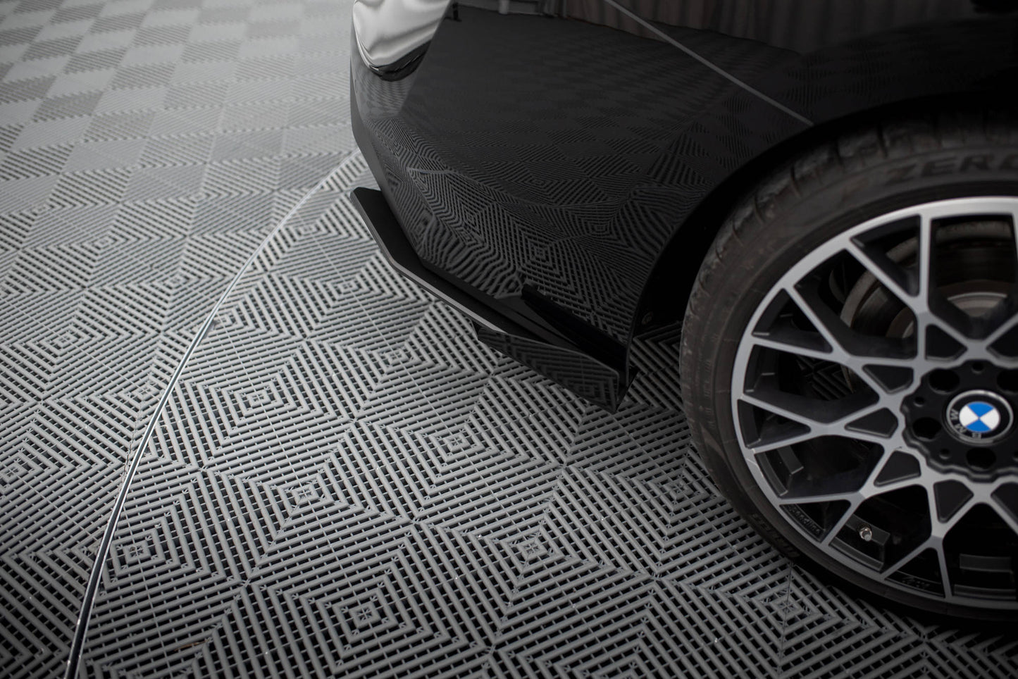 Bagerste sidesplitter Street Pro + Flaps BMW 2 Coupe G42