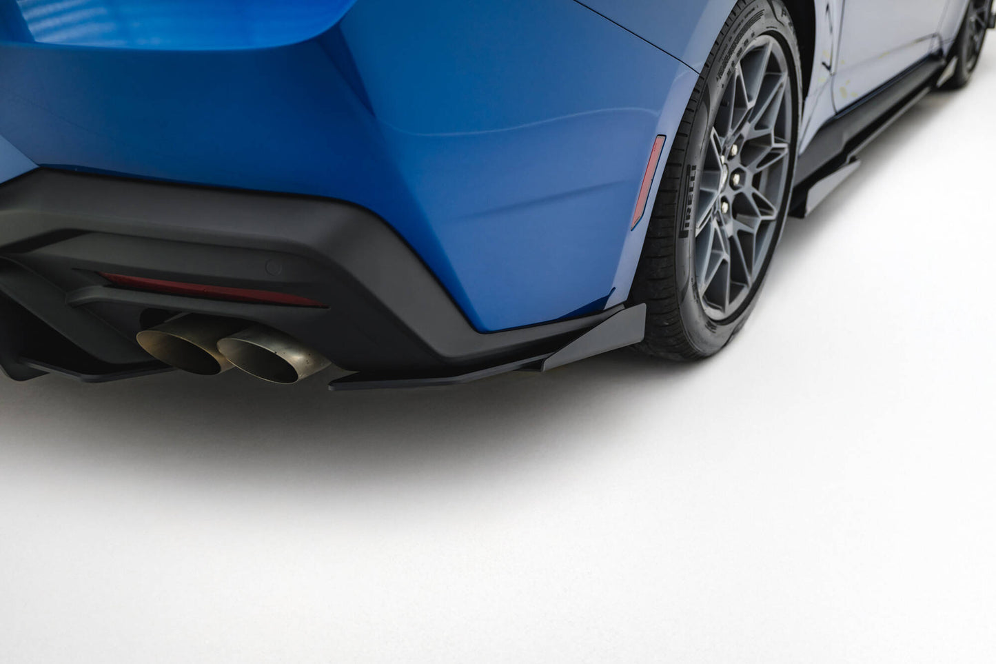 Bagerste sidesplitter Street Pro + Flaps Ford Mustang GT Mk7
