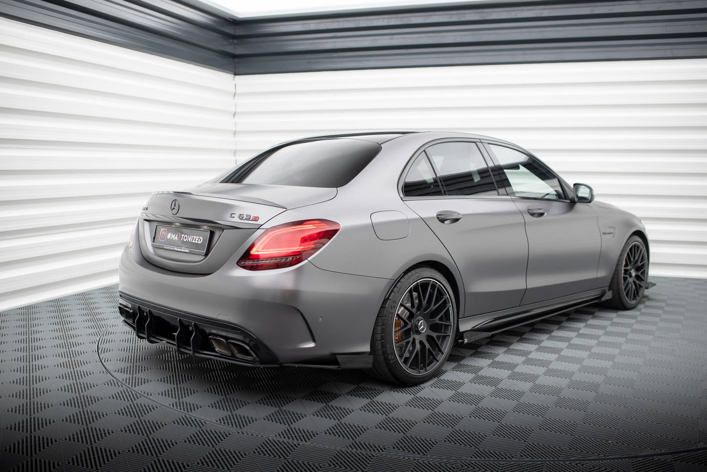 Bagerste sidesplitter Street Pro + Flaps Mercedes-AMG C63 Sedan / Estate W205 Facelift