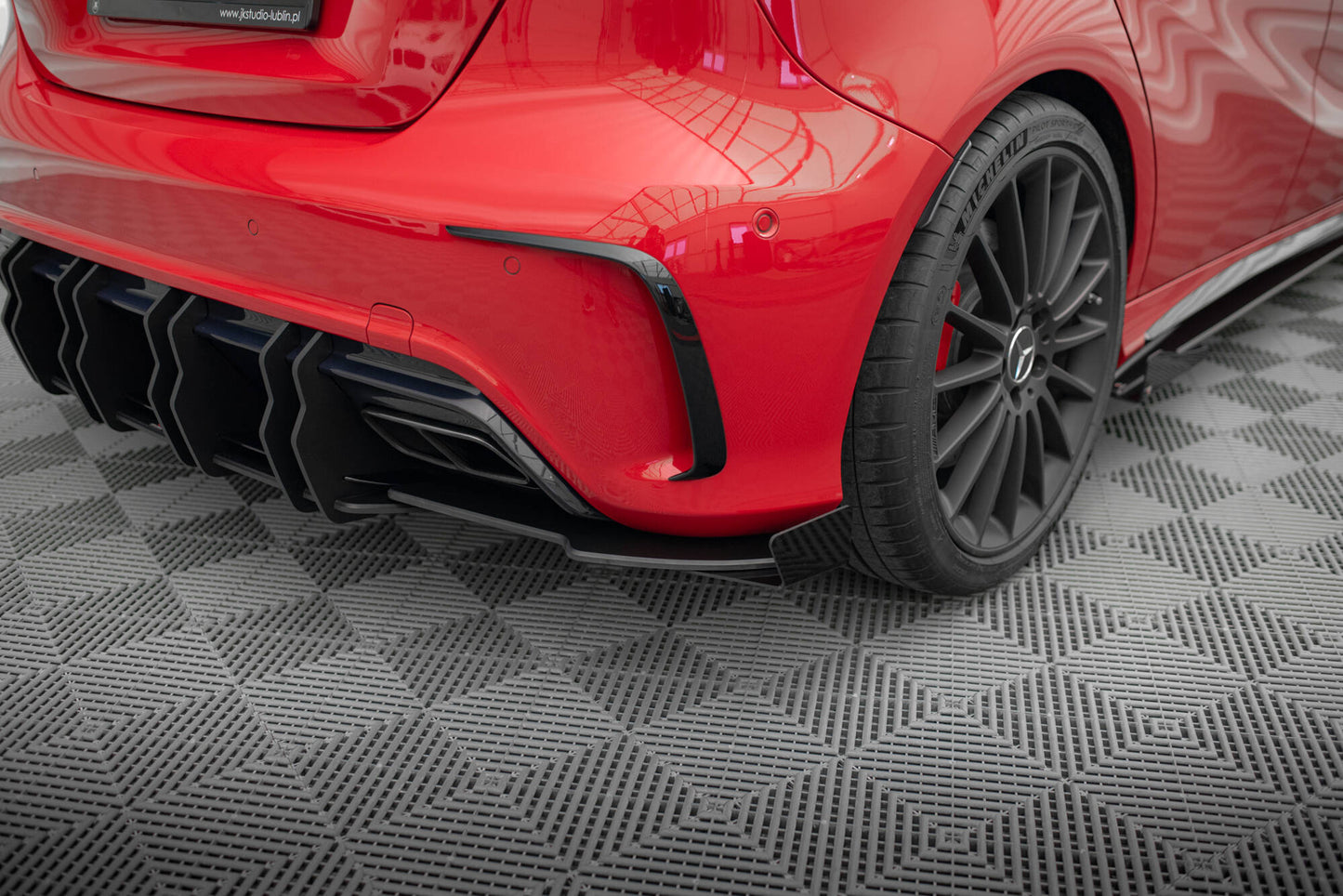 Bagerste sidesplitter Street Pro + Flaps Mercedes-Benz A 45 AMG W176 Facelift
