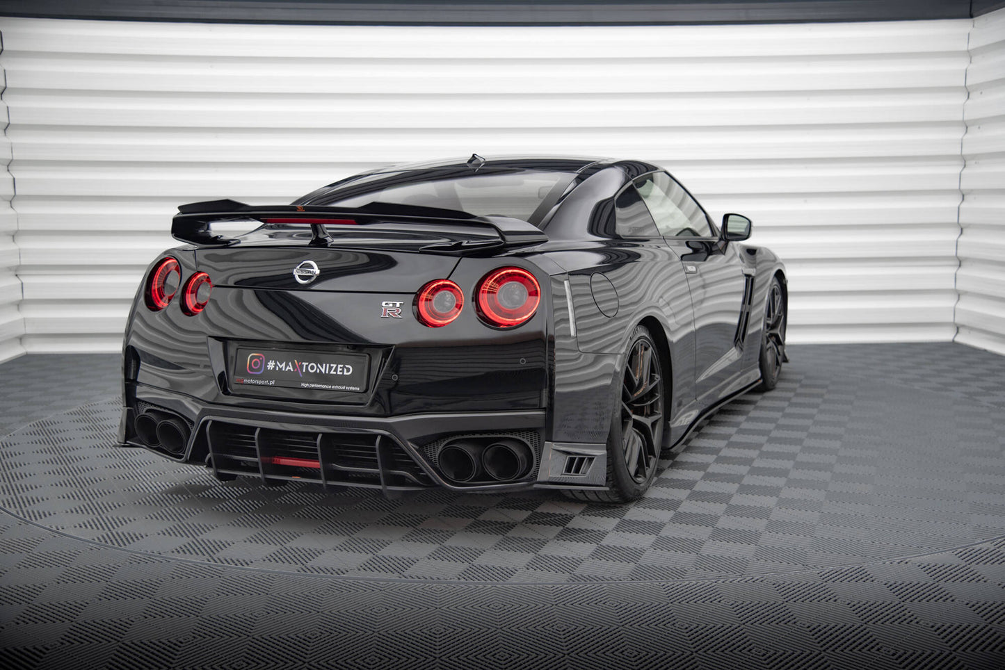 Bagerste sidesplitter Street Pro Nissan GTR R35 Facelift