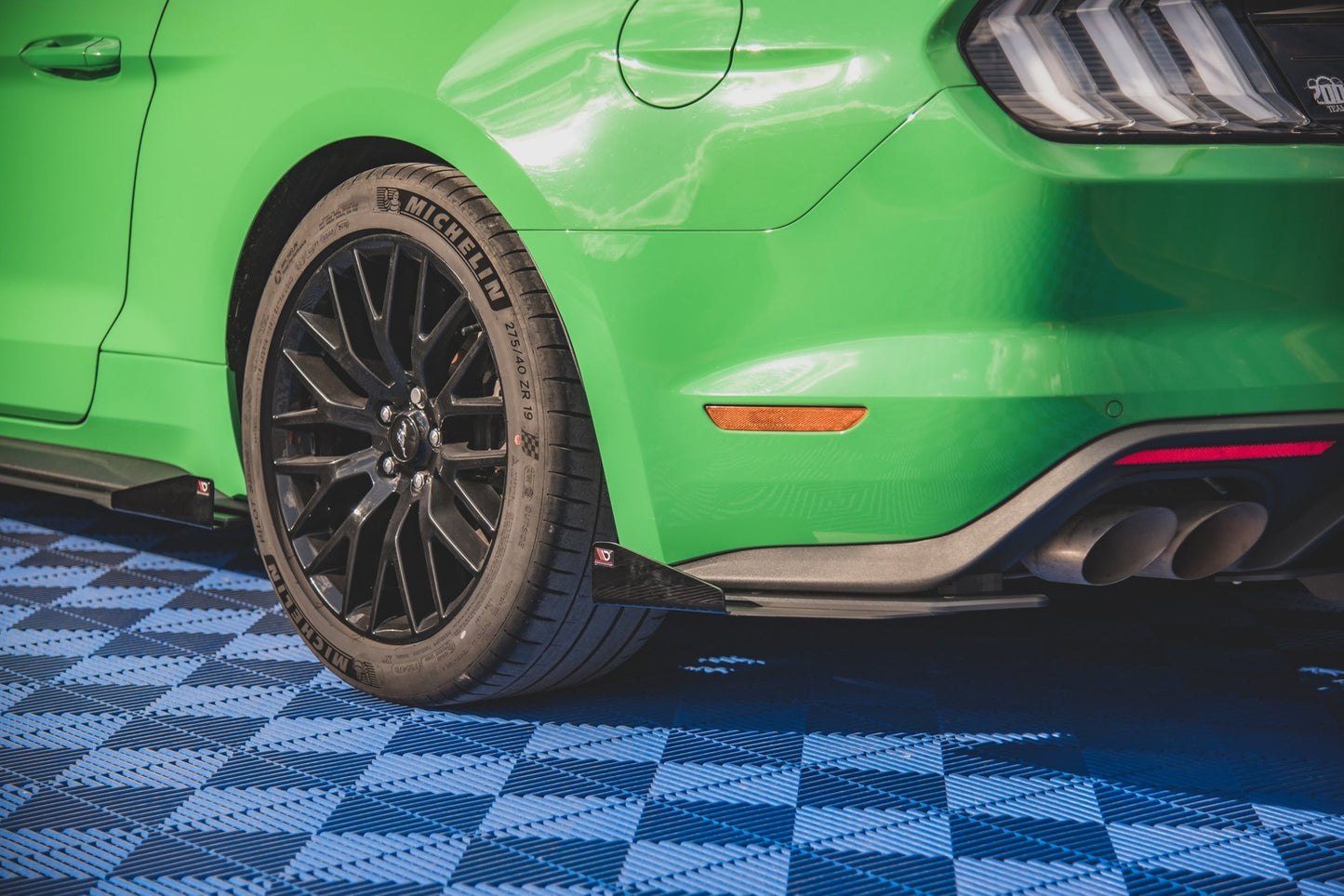 Bagerste sidesplitter Street Pro V.1 + Flaps Ford Mustang GT Mk6 Facelift