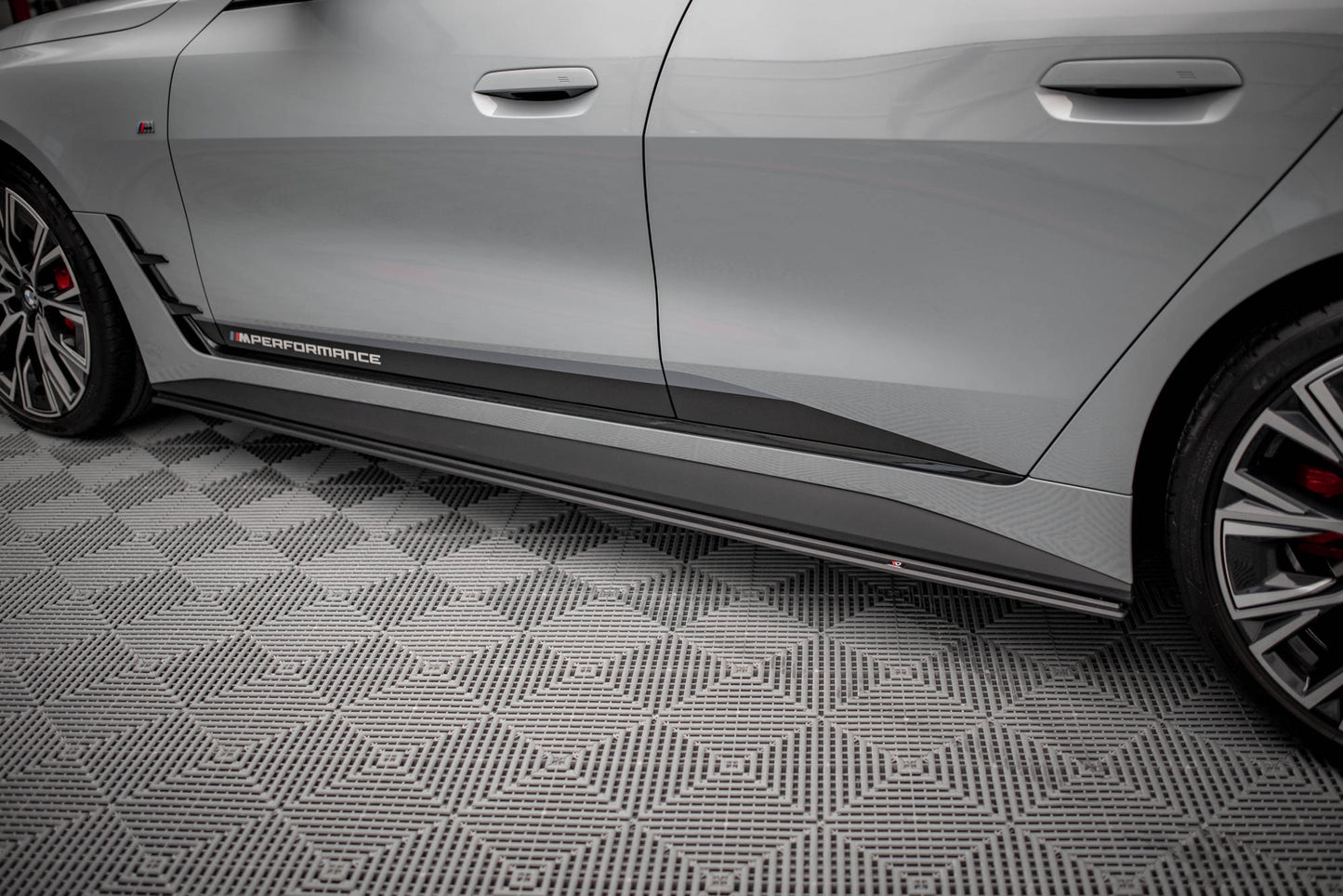 Sideskørter diffuser Street Pro BMW 4 Gran Coupe M-Pack G26