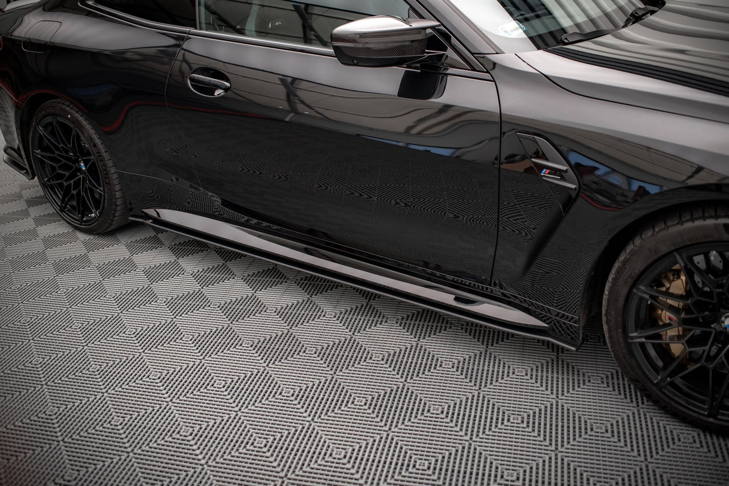 Sideskørter diffuser Street Pro BMW M4 G82