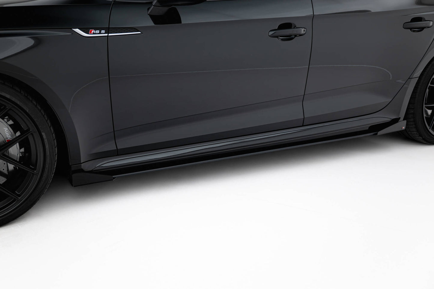 Sideskørter diffuser Street Pro + Flaps Audi RS5 Sportback F5