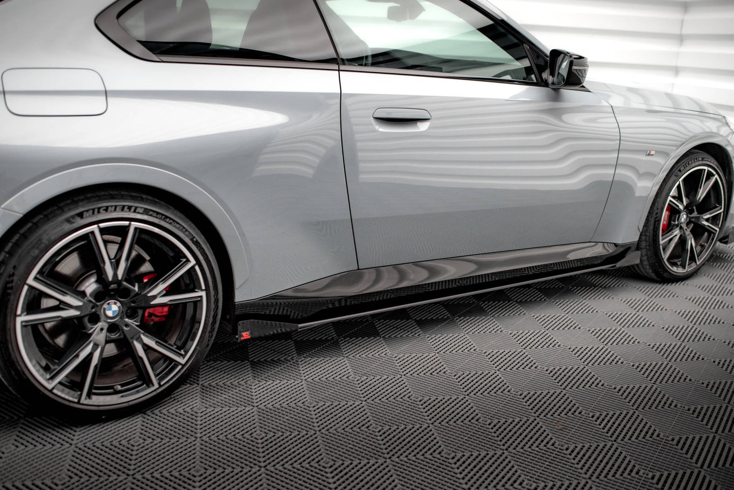 Sideskørter diffuser Street Pro + Flaps BMW 2 Coupe M-Pack / M240i G42