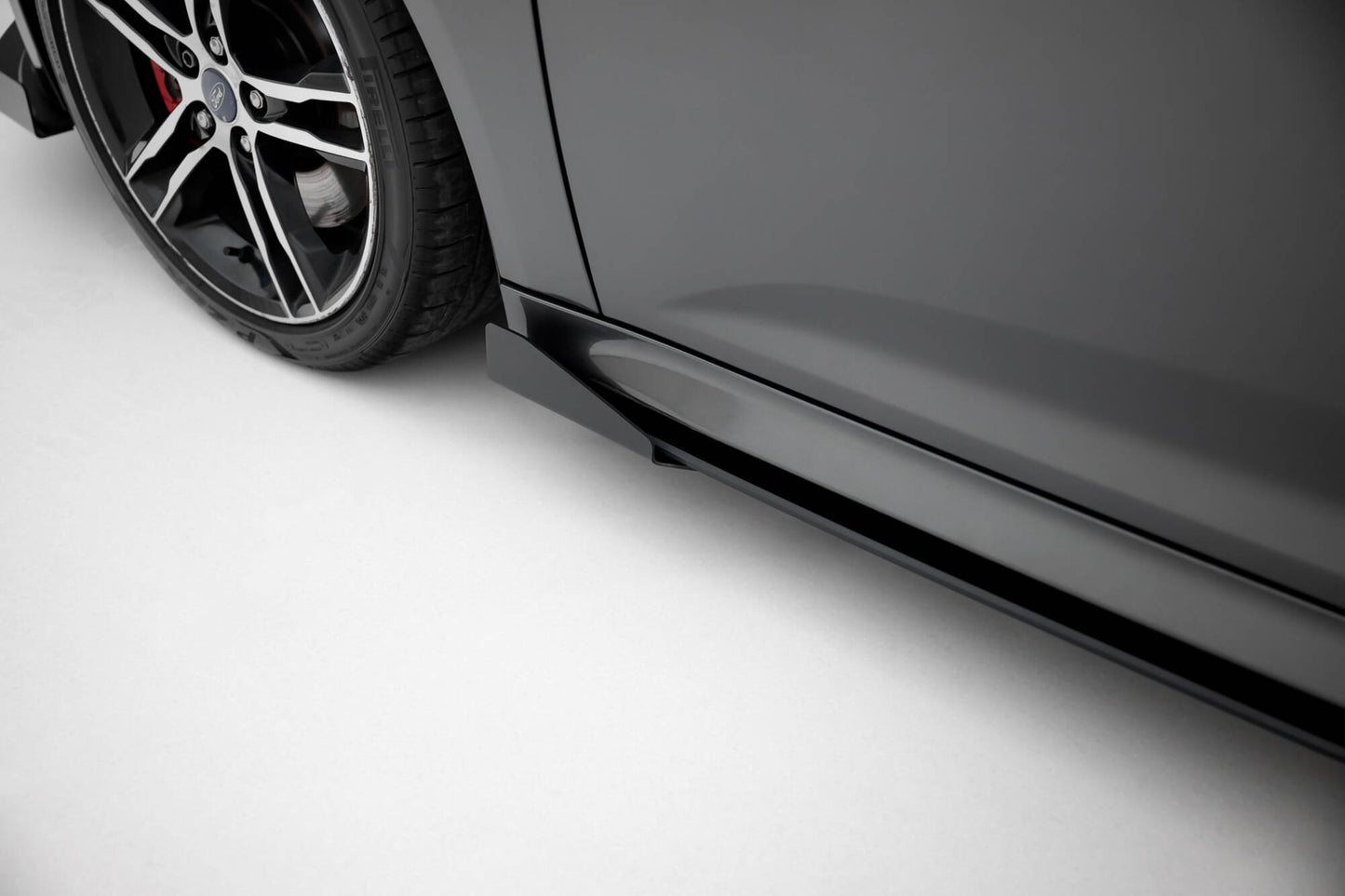 Sideskørter diffuser Street Pro + Flaps Ford Focus ST Mk3 Facelift