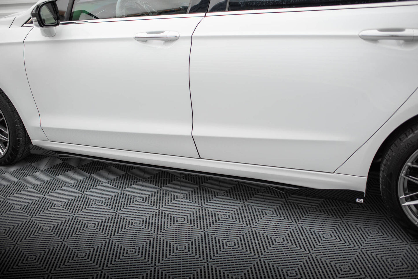 Sideskørter diffuser Street Pro + Flaps Ford Mondeo Sport Mk5 Facelift / Fusion Sport Mk2 Facelift