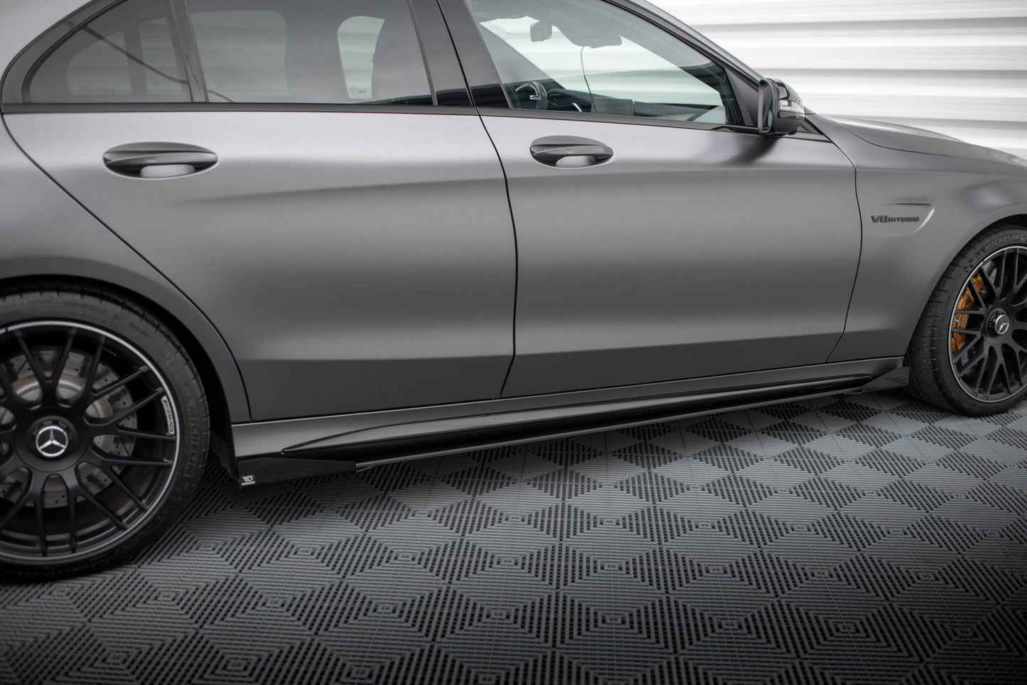Sideskørter diffuser Street Pro + Flaps Mercedes-AMG C63 Sedan / Estate W205 Facelift