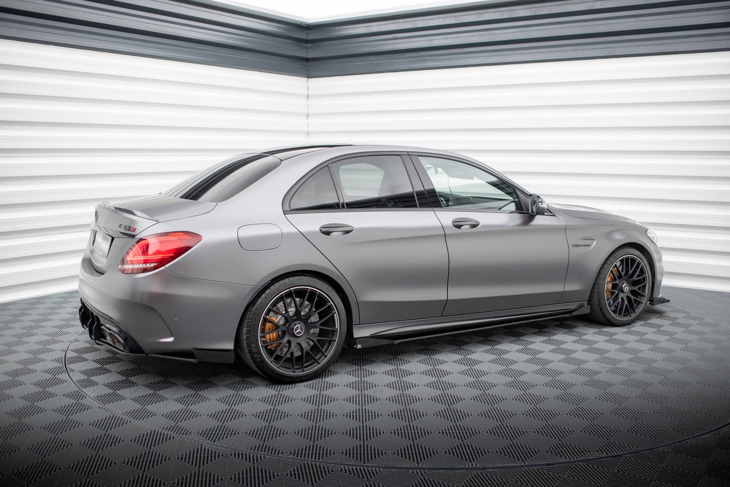 Sideskørter diffuser Street Pro + Flaps Mercedes-AMG C63 Sedan / Estate W205 Facelift