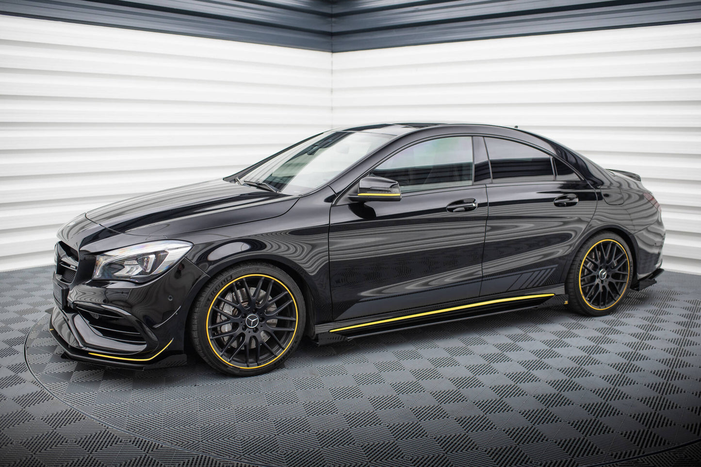 Sideskørter diffuser Street Pro + Flaps Mercedes-AMG CLA 45 C117 Facelift