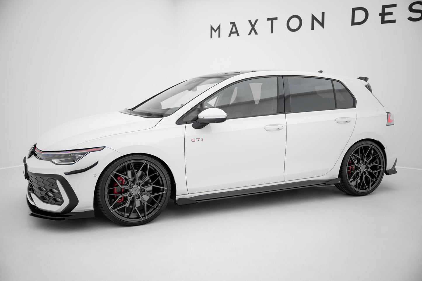 Sideskørter diffuser Street Pro + Flaps Volkswagen Golf GTI / GTE / GTI Clubsport / R-Line Mk8