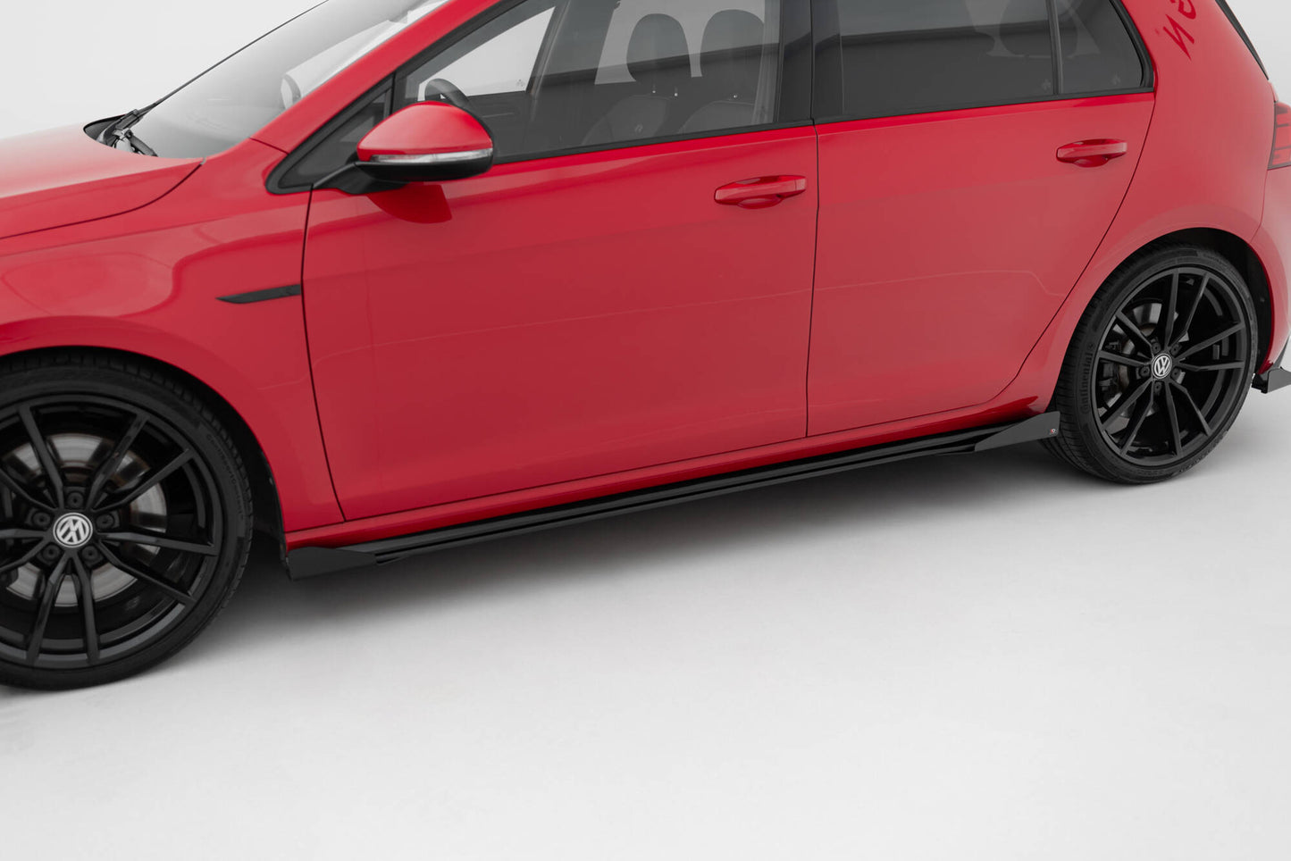 Sideskørter diffuser Street Pro + Flaps Volkswagen Golf R / R-Line Mk7 Facelift