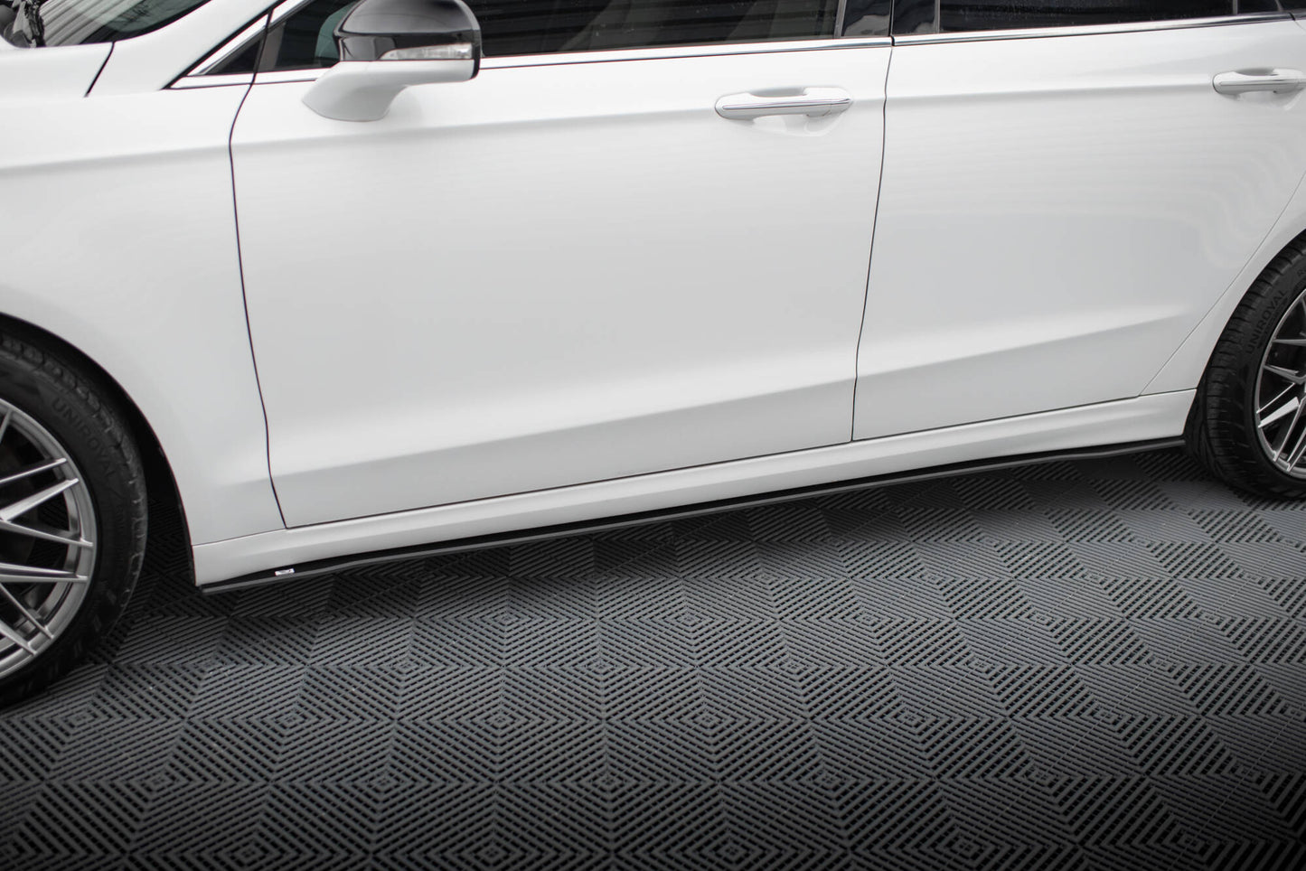 Sideskørter diffuser Street Pro Ford Mondeo Sport Mk5 Facelift / Fusion Sport Mk2 Facelift