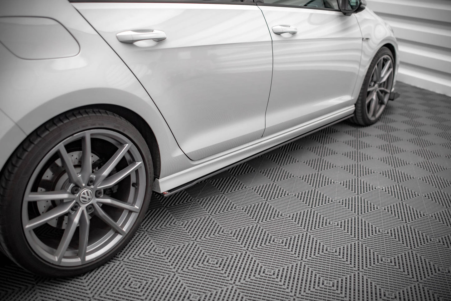 Sideskørter diffuser Street Pro Volkswagen Golf R Mk7