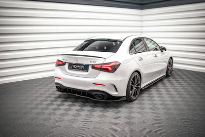 Forlængelse af bagerste vindue Mercedes A AMG-Line / A35 Sedan V177