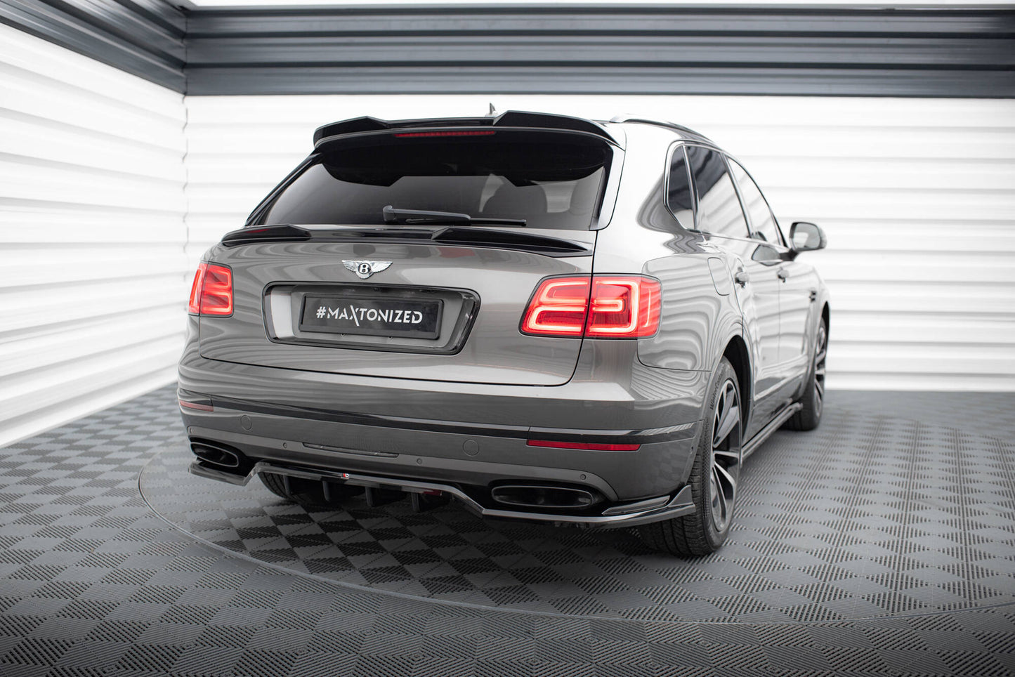 Spoiler cap Øverste 3D Bentley Bentayga Mk1